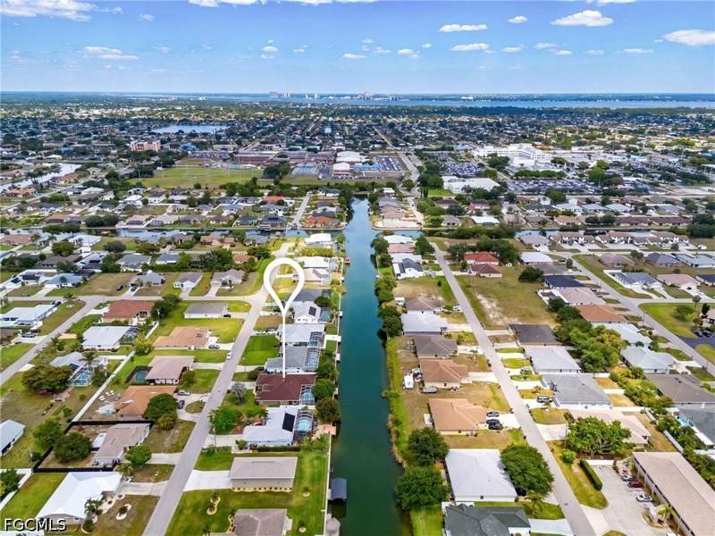 4 bedroom SingleFamilyResidence at 1204 SE 5th Ter, Cape Coral, Cape Coral — photo 2