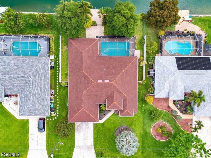 4 bedroom SingleFamilyResidence at 1204 SE 5th Ter, Cape Coral, Cape Coral — photo 5