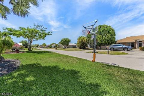 1204 SE 5th Ter, Cape Coral FL - photo 8 of 40