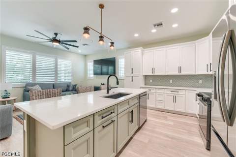 159 Delmar Ave, Fort Myers Beach FL - photo 6 of 49
