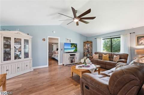 2501 SW 52nd Ter, Cape Coral FL - photo 10 of 43