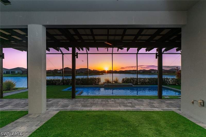 5 bedroom SingleFamilyResidence at 3995 Pegasus Way, Skysail, Naples — photo 4