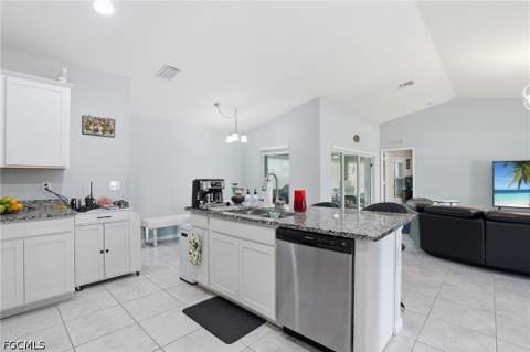 1201 NW 14th Pl, Cape Coral FL - photo 12 of 29