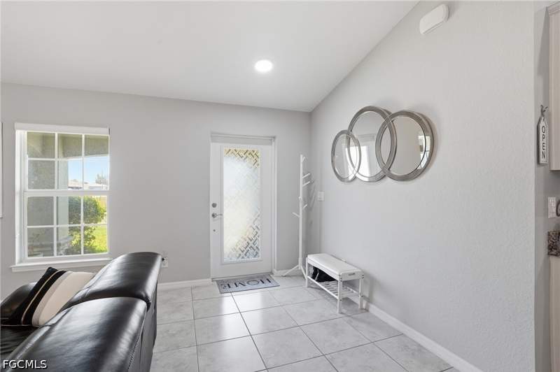 3 bedroom SingleFamilyResidence at 1201 NW 14th Pl, Cape Coral, Cape Coral — photo 4