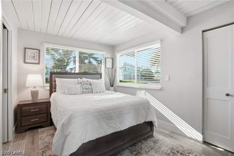 239 Curlew St, Fort Myers Beach FL - photo 16 of 50