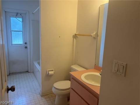 306 SW 29th St, Cape Coral FL - photo 10 of 13