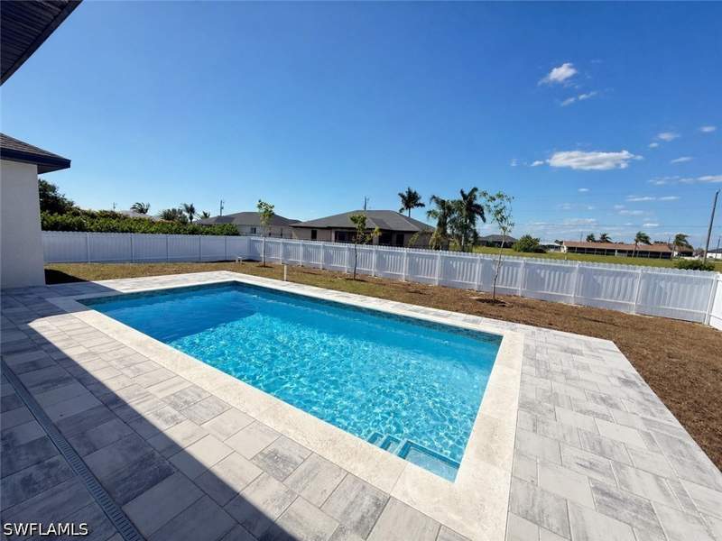 3 bedroom SingleFamilyResidence at 2511 NW 7th St, Cape Coral, Cape Coral — photo 2