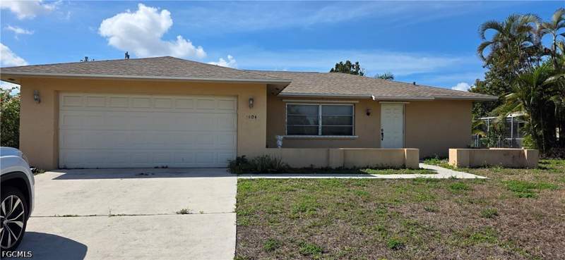 2 bedroom SingleFamilyResidence at 1404 SE 34th Ter, Cape Coral, Cape Coral — photo 2