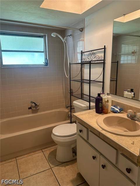 1404 SE 34th Ter, Cape Coral FL - photo 6 of 6
