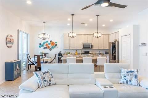 14059 Mirror Ct, Naples FL - photo 16 of 47