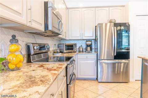 14059 Mirror Ct, Naples FL - photo 8 of 47