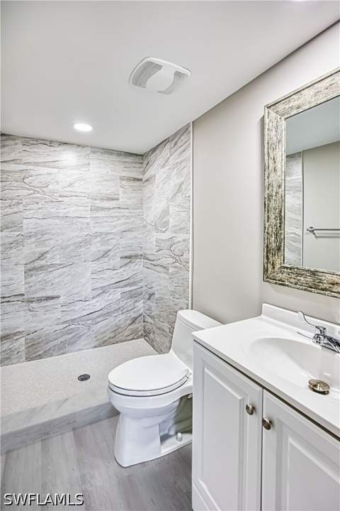 6220 Augusta Dr 410, Fort Myers FL - photo 16 of 50