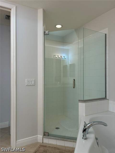 13651 Julias Way 1428, Fort Myers FL - photo 15 of 18
