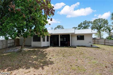 300 Edward Ave, Lehigh Acres FL - photo 21 of 27