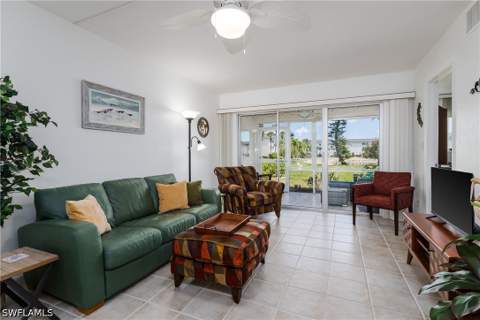 1008 Manatee Rd G106, Naples FL - photo 9 of 37