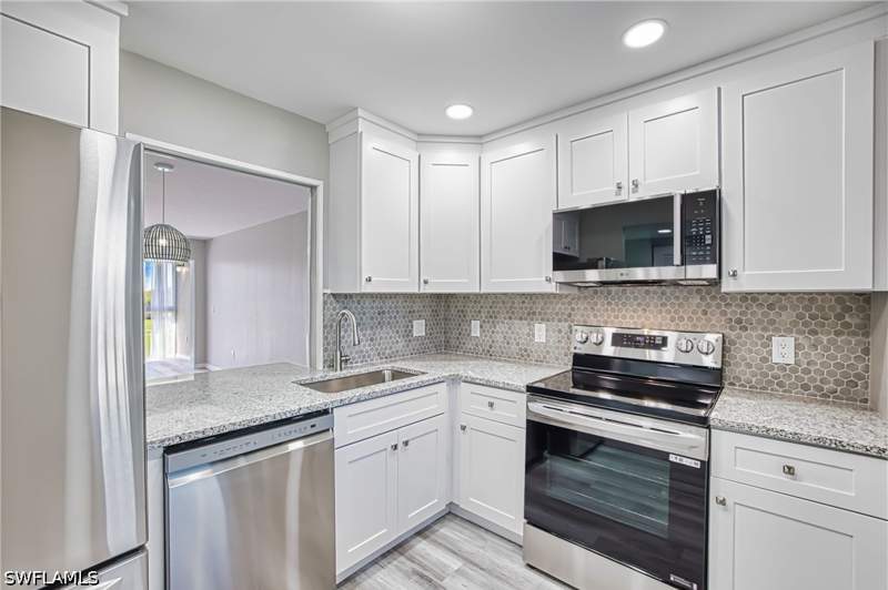 2 bedroom Condominium at 1740 Pine Valley Dr 313, Seven Lakes, Fort Myers — photo 3