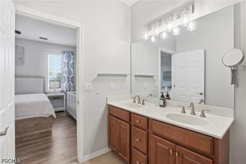 8515 Oakshade Cir 201, Fort Myers FL - photo 21 of 37