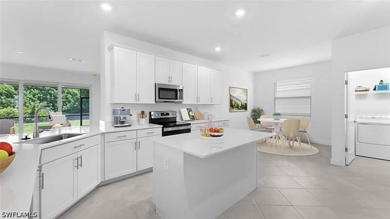 4 bedroom SingleFamilyResidence at 1595 Double Eagle Trl, Valencia Country Club, Naples — photo 3