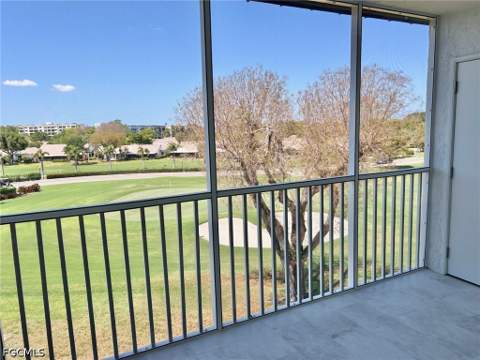 6220 Augusta Dr 414, Fort Myers FL - photo 11 of 12