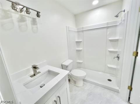 6220 Augusta Dr 414, Fort Myers FL - photo 9 of 12