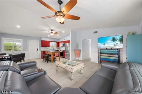 589 Rabbit Rd, Sanibel FL - photo 14 of 37