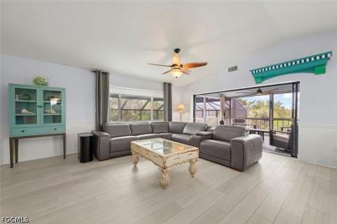589 Rabbit Rd, Sanibel FL - photo 15 of 37