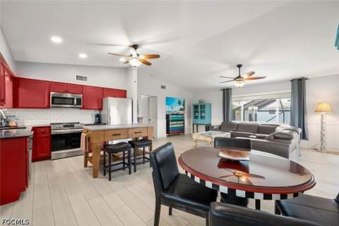 589 Rabbit Rd, Sanibel FL - photo 9 of 37