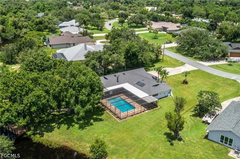 3 bedroom SingleFamilyResidence at 7436 Dana Lin Cir, Daughtreys Creek, North Fort Myers — photo 3