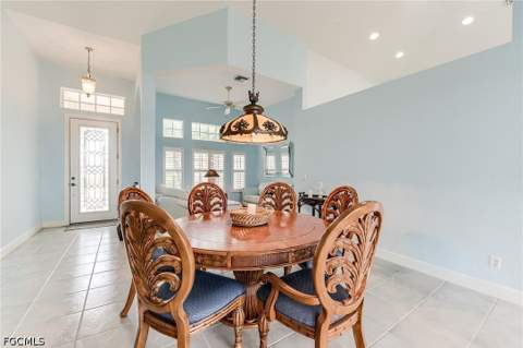 8864 New Castle Dr, Fort Myers FL - photo 11 of 39
