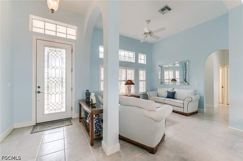 3 bedroom SingleFamilyResidence at 8864 New Castle Dr, Abbey Row, Fort Myers — photo 4