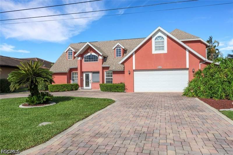 5 bedroom SingleFamilyResidence at 2146 SE 18th Ave, Cape Coral, Cape Coral — photo 2