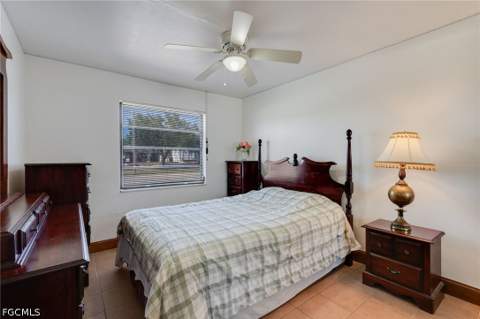 1522 Shelby Pkwy, Cape Coral FL - photo 12 of 26
