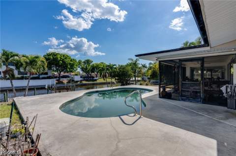 1522 Shelby Pkwy, Cape Coral FL - photo 17 of 26