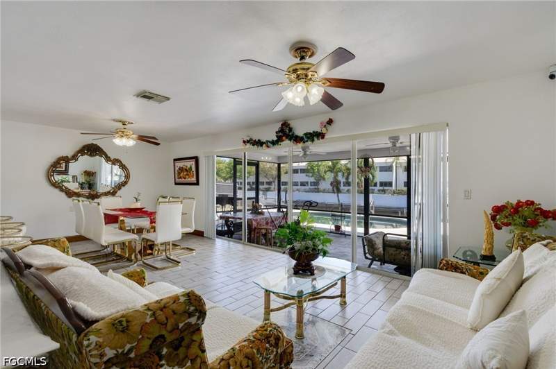 3 bedroom SingleFamilyResidence at 1522 Shelby Pkwy, Cape Coral, Cape Coral — photo 2