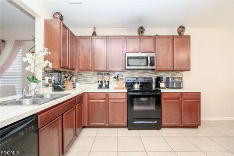4457 12th St NE, Naples FL - photo 14 of 25
