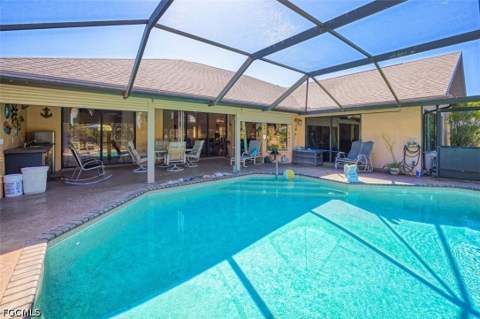 20612 Charing Cross Cir, Estero FL - photo 19 of 44