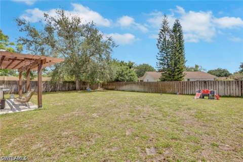 3300 Valencia Dr, Naples FL - photo 24 of 26