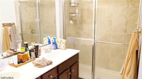 8884 Via Isola Ct, Fort Myers FL - photo 13 of 15