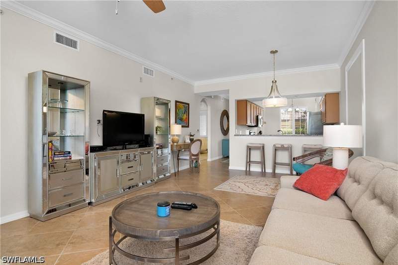 2 bedroom Condominium at 9719 Acqua Ct 214, Alberi Acqua, Naples — photo 5
