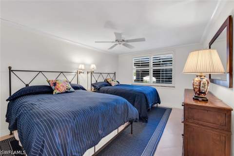 1851 Gulf Shore Blvd N 103, Naples FL - photo 21 of 29
