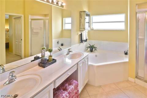 10381 McArthur Palm Ln 2721, Fort Myers FL - photo 21 of 42