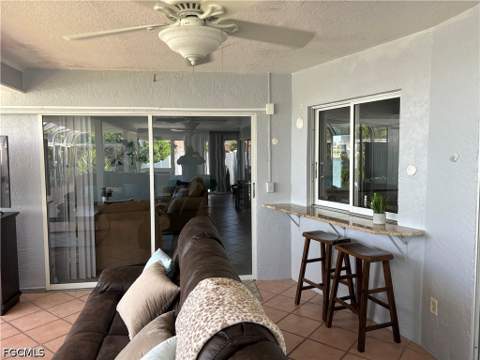 22 SE 10th Ave, Cape Coral FL - photo 8 of 20