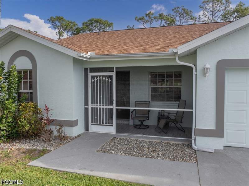 2 bedroom SingleFamilyResidence at 3902 Sabal Springs Blvd, Sabal Springs Golf And Racquet Club, North Fort Myers — photo 4