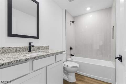 305 NW 23rd Ter, Cape Coral FL - photo 13 of 22