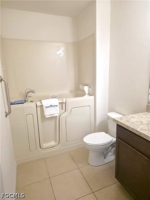 1148 NW 27th Ct, Cape Coral FL - photo 9 of 24