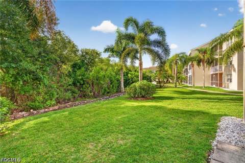 28851 Bermuda Lago CT 104, Bonita Springs FL - photo 13 of 43