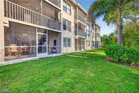 28851 Bermuda Lago CT 104, Bonita Springs FL - photo 14 of 43