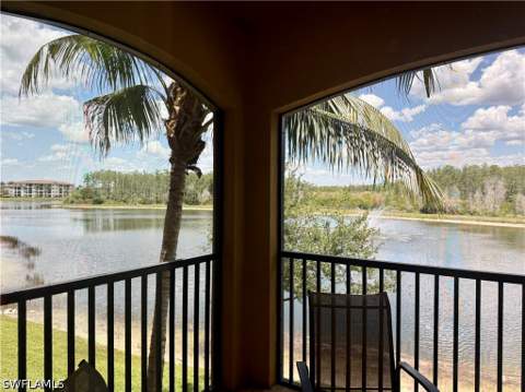 9584 Trevi Ct 5223, Naples FL - photo 19 of 35
