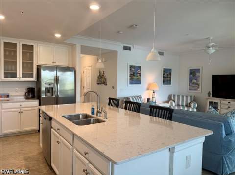 9584 Trevi Ct 5223, Naples FL - photo 8 of 35