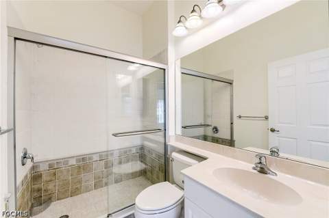 8916 Dartmoor Way, Fort Myers FL - photo 18 of 33
